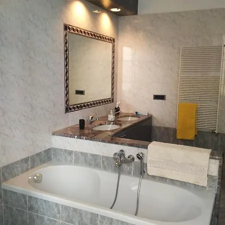 La Corte Charm Apartment- Where The Memories Are Made